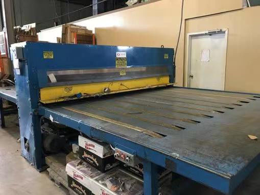 4 kW handmatige roterende die cutter machine voor 3 Ply / 5 Ply gegolfde plaat