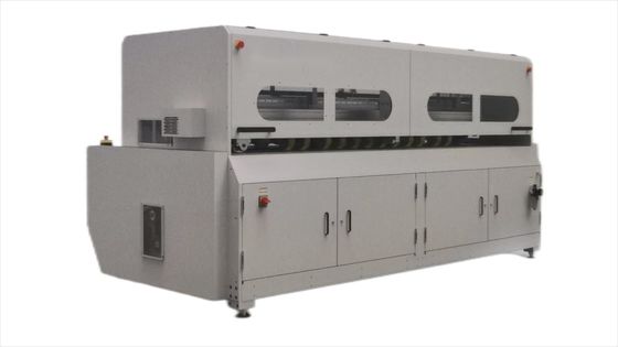 Eenvoudige doorgang Multifunctioneel automatisch gegolfde doos maken machine laag verbruik