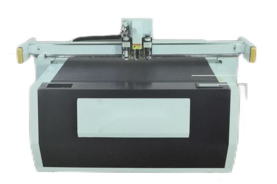 380V / 220V Digitale automatische doosmaker 1500mm/s 3500*2400mm TSD-HC2516