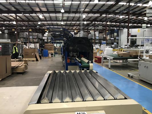 Professionele papierplaat Hoeklijnmachine voor L Edge Protector Grootte 30-110mm Symmetrisch en asymmetrisch